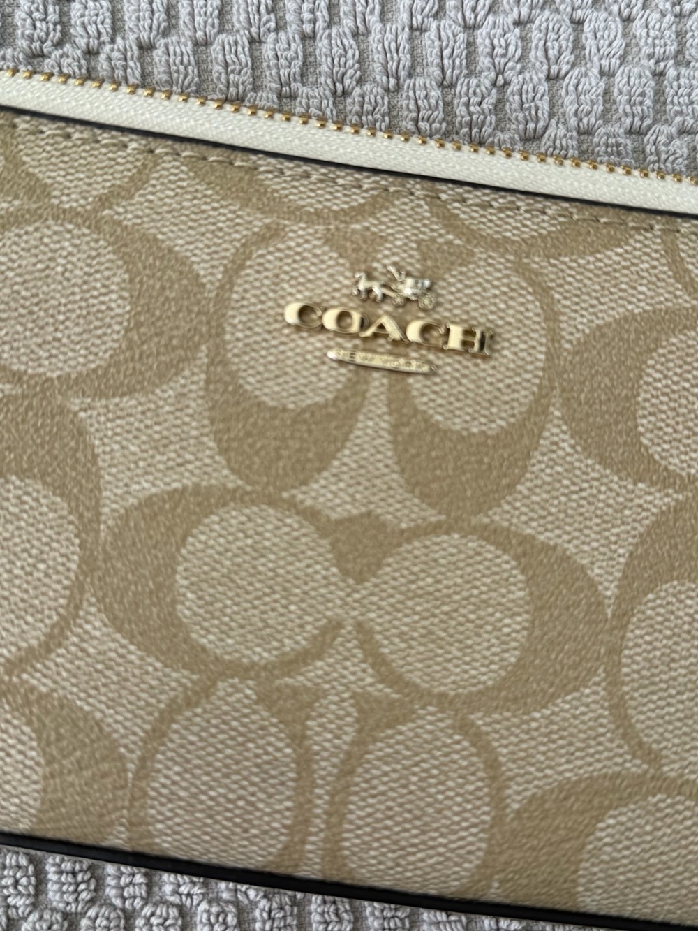 Tablet Accessory Identification - Picture 4 of 4